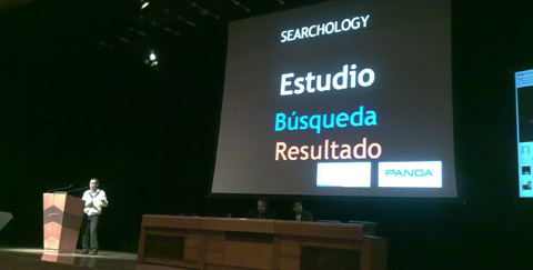 Nuño Valenzuela durante su charla en el Search Congress de Bilbao, durante el segundo día.